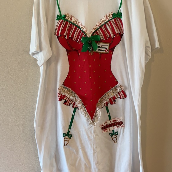 Sensual Teeze Christmas lingerie shirt - Picture 2 of 8